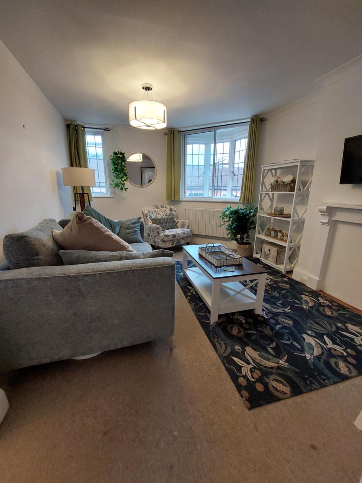 The Gallery Appartment With Parking Stratford-upon-Avon Exterior photo